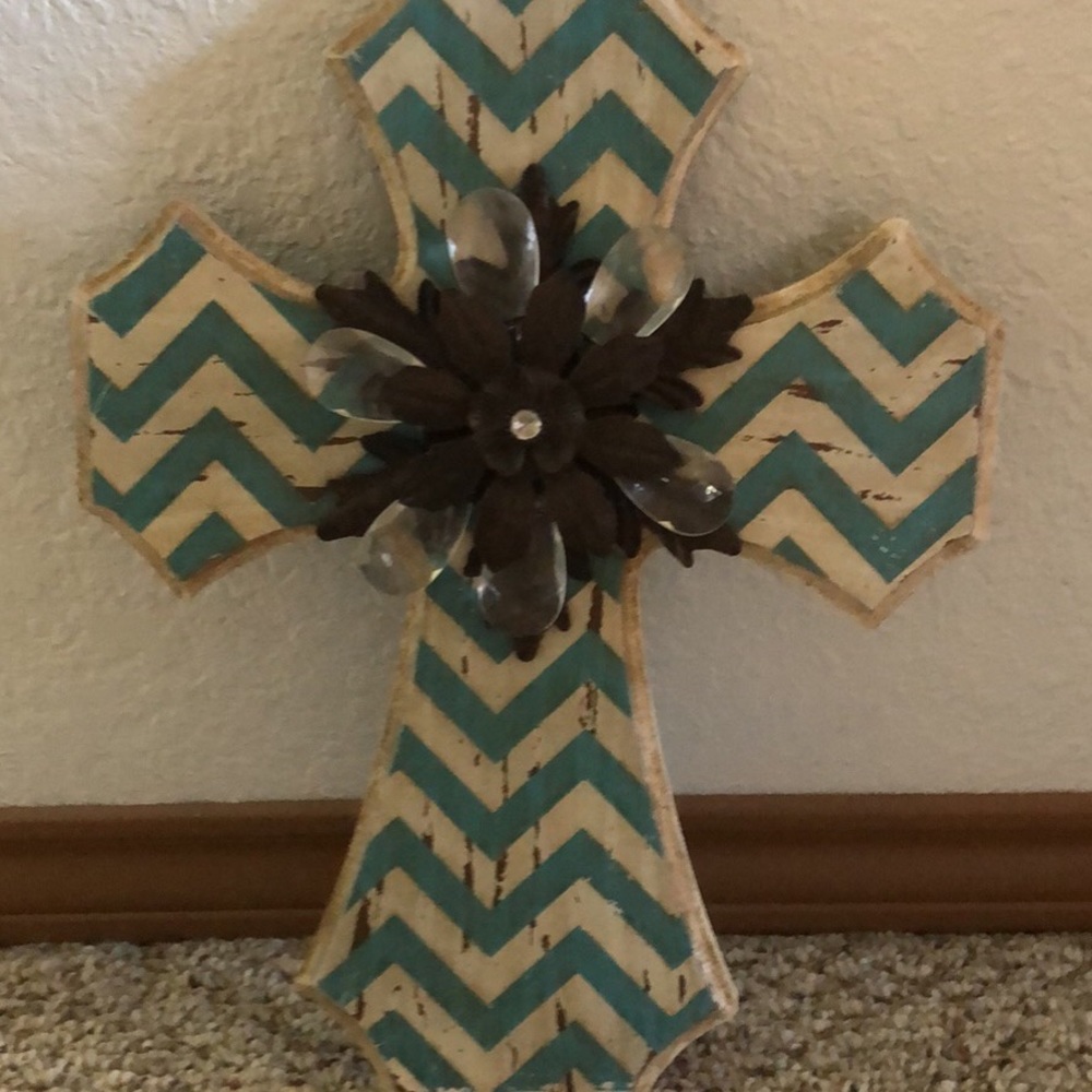 Wall cross